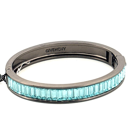 Vintage GIVENCHY hammered silver tone London Blue Topaz color bracelet - Picture 3 of 13